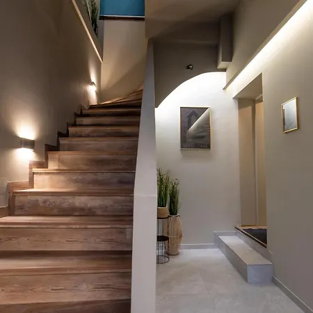 Noho Boutique , Premium Living Dikeou 8 *
