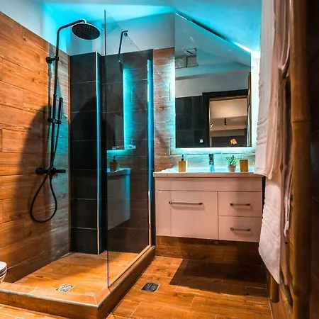 Noho Boutique , Premium Living Dikeou 8 * Atina