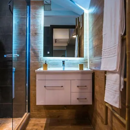 Noho Boutique , Premium Living Dikeou 8 *